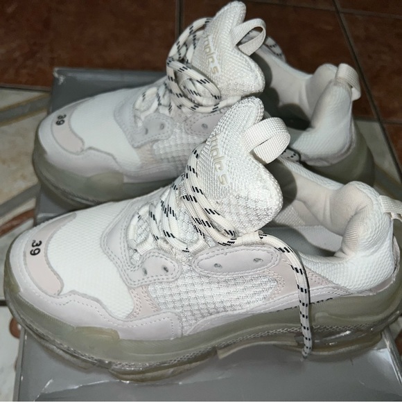 Balenciaga triple S - Picture 3 of 13